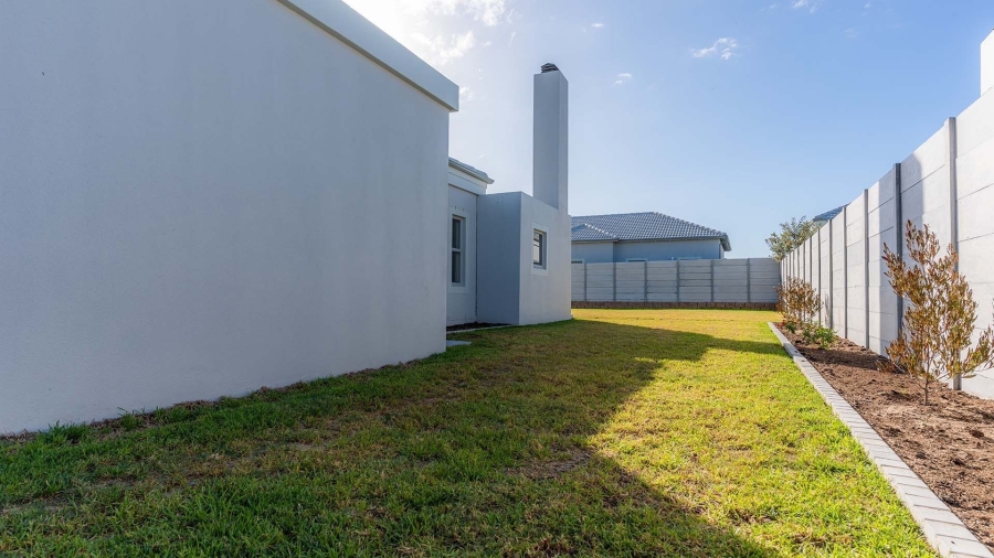 4 Bedroom Property for Sale in Sunningdale Western Cape